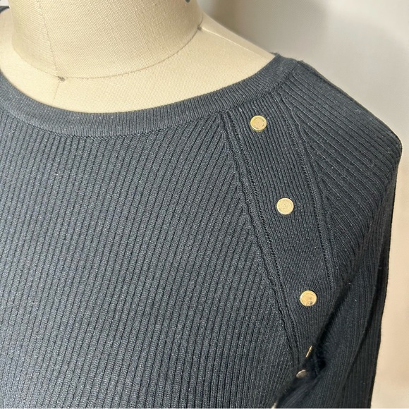 Cache Ribbed Knit Top - Picture 2 of 7